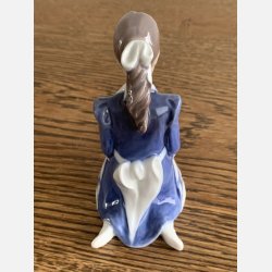 B&G Bing &amp; Grndahl - Knlende pige, Det magiske teselskab