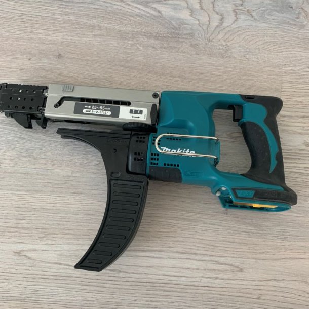 Makita Gipsskruemaskine - BFR550
