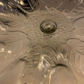 Stor glasopsats med fod