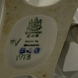 B&G figur Dreng der drikker