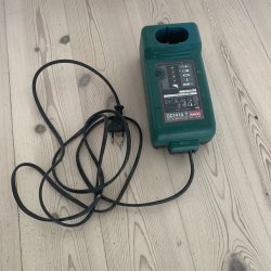 Makita lader DC1414T