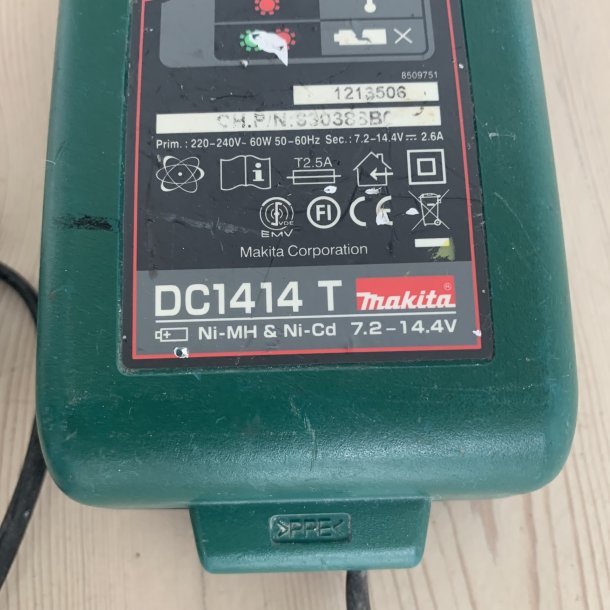 Makita lader DC1414T